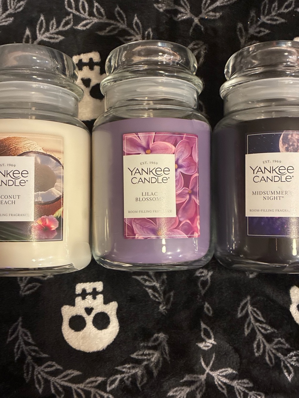 3 Large Yankee Candles 🔥